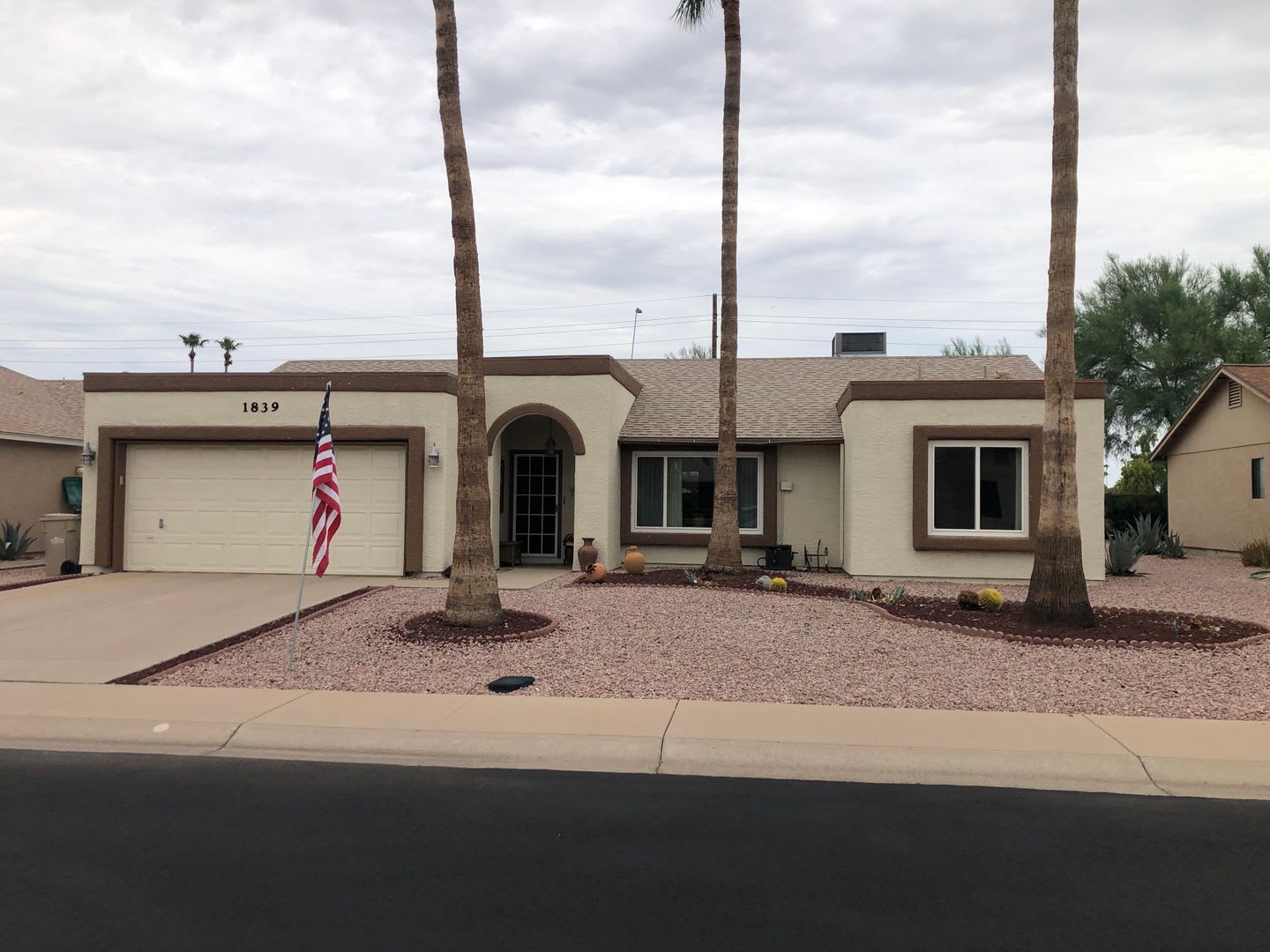 Welcome To This Charming 2 Bedroom 2 Bathroom Home Located In The Desirable Leisure World A 45 Active Adult Resort Community Available May Through October 2026 Then April 2027 – photo 1