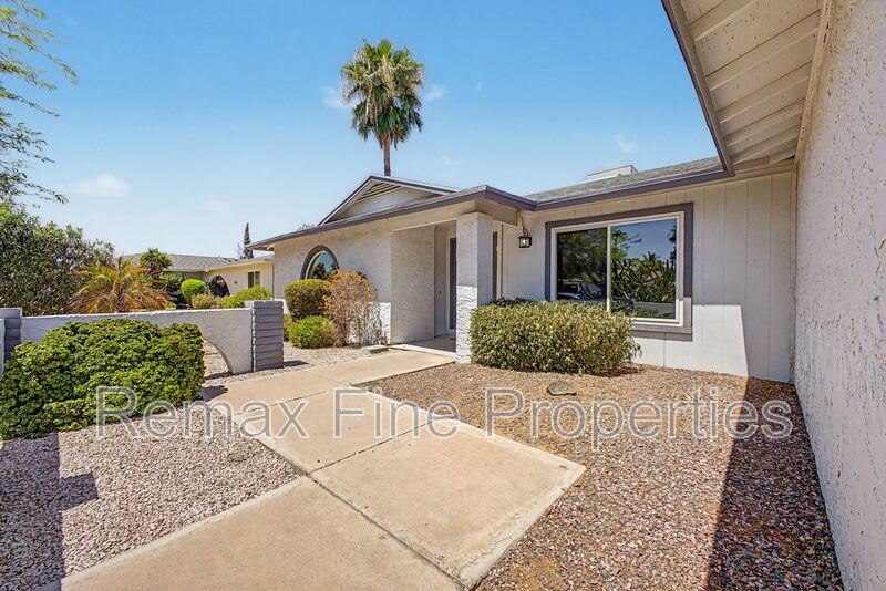 5228 E Karen Drive – photo 5