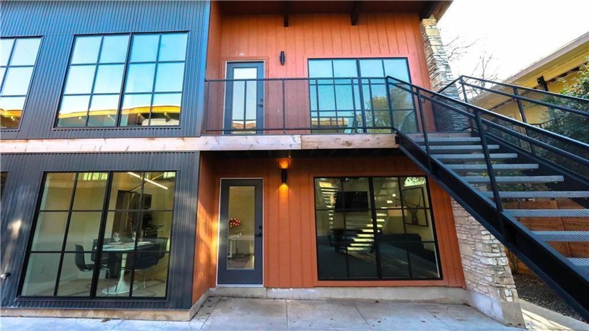 400 E 30th St #101 – photo 2