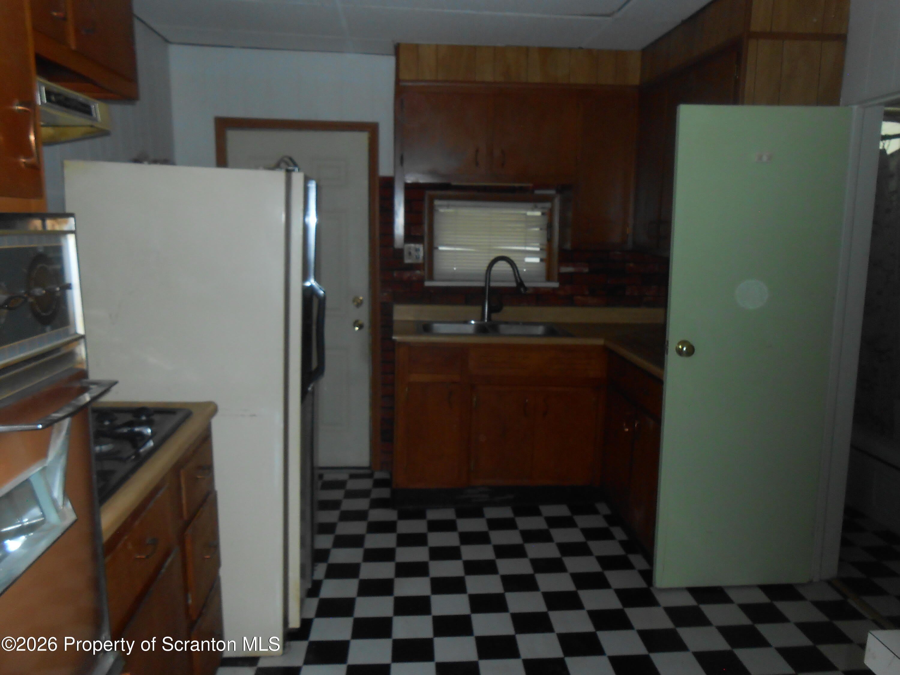 716-718 Landis Street – photo 3