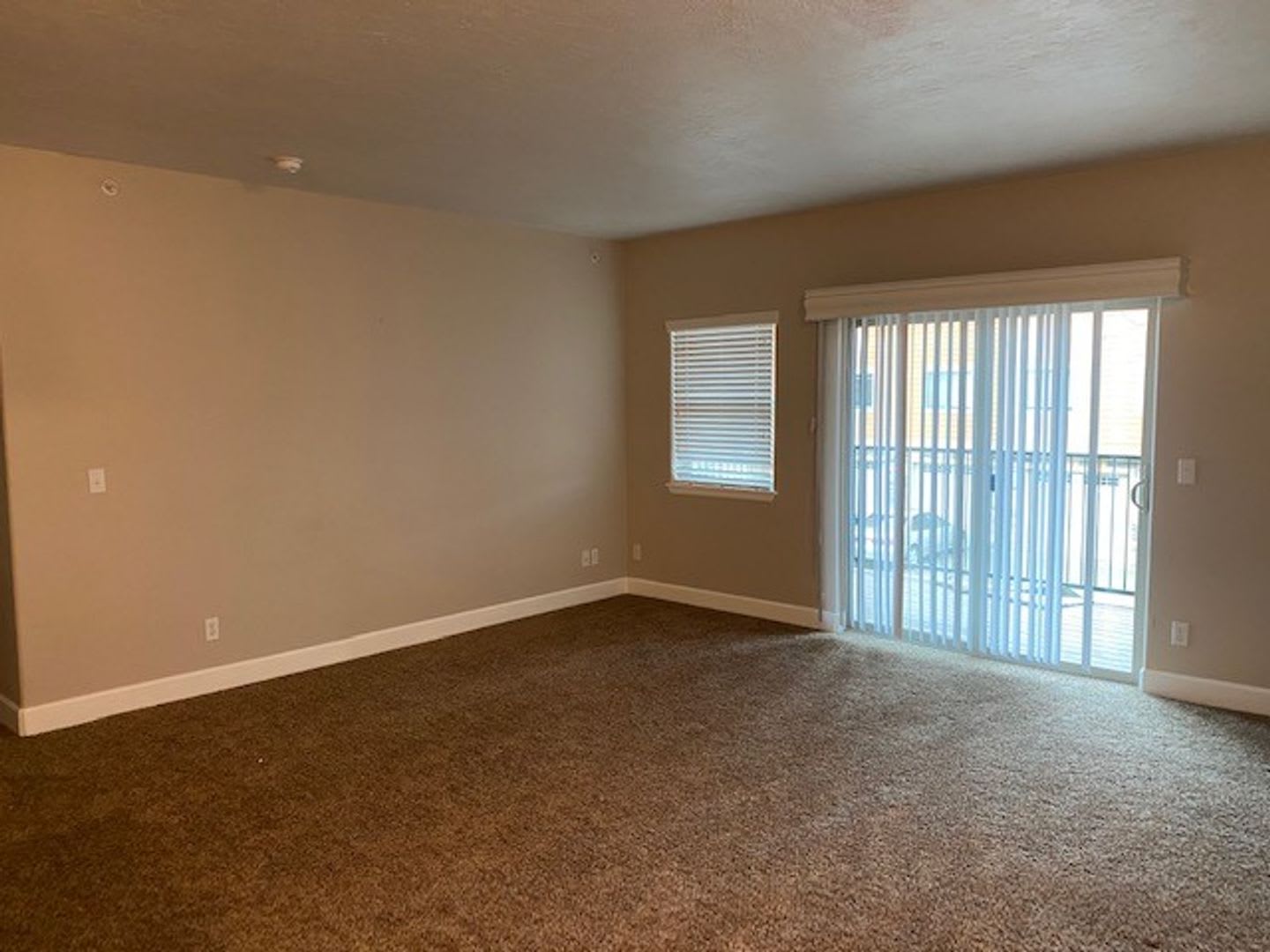 PHEASANT RUN CONDO (PR#5) – photo 2
