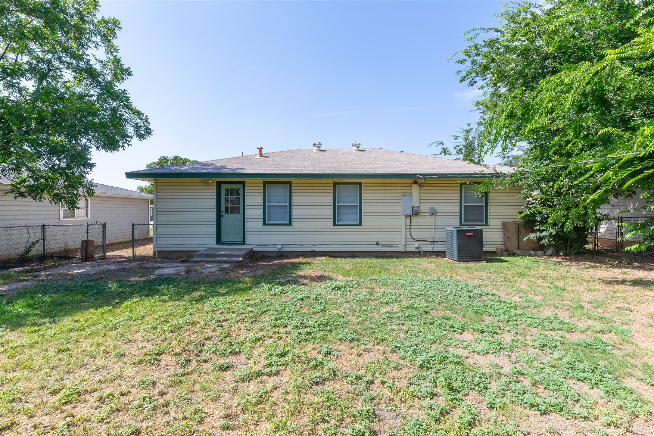 765 E N 12th Street – photo 5