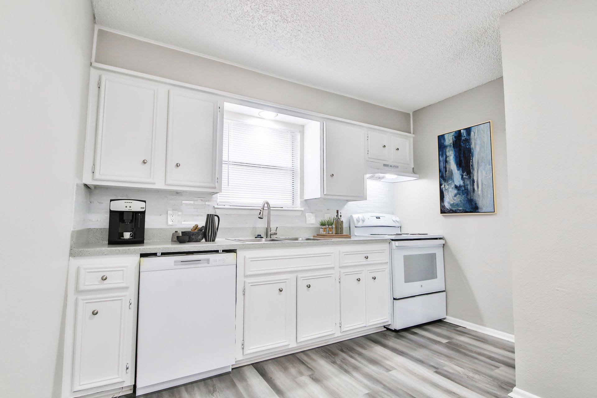 New Construction Built In Elm Meadows 999 For The First Month – photo 4