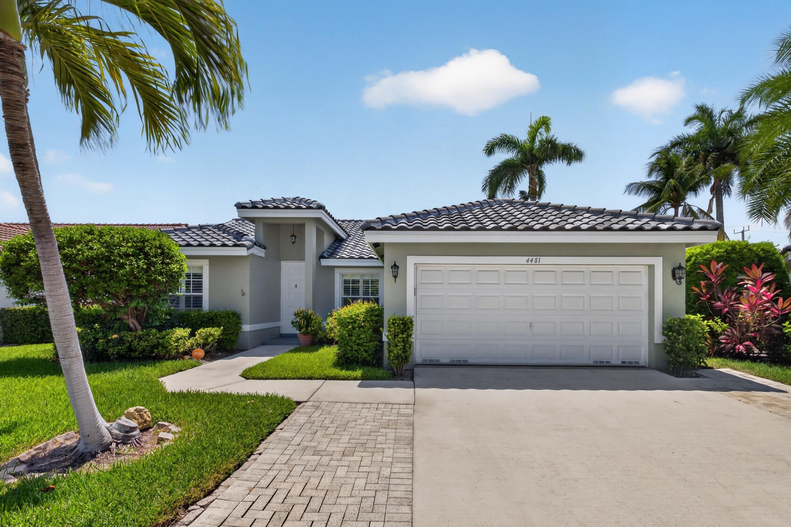 4481 NW 20TH Avenue – photo 2