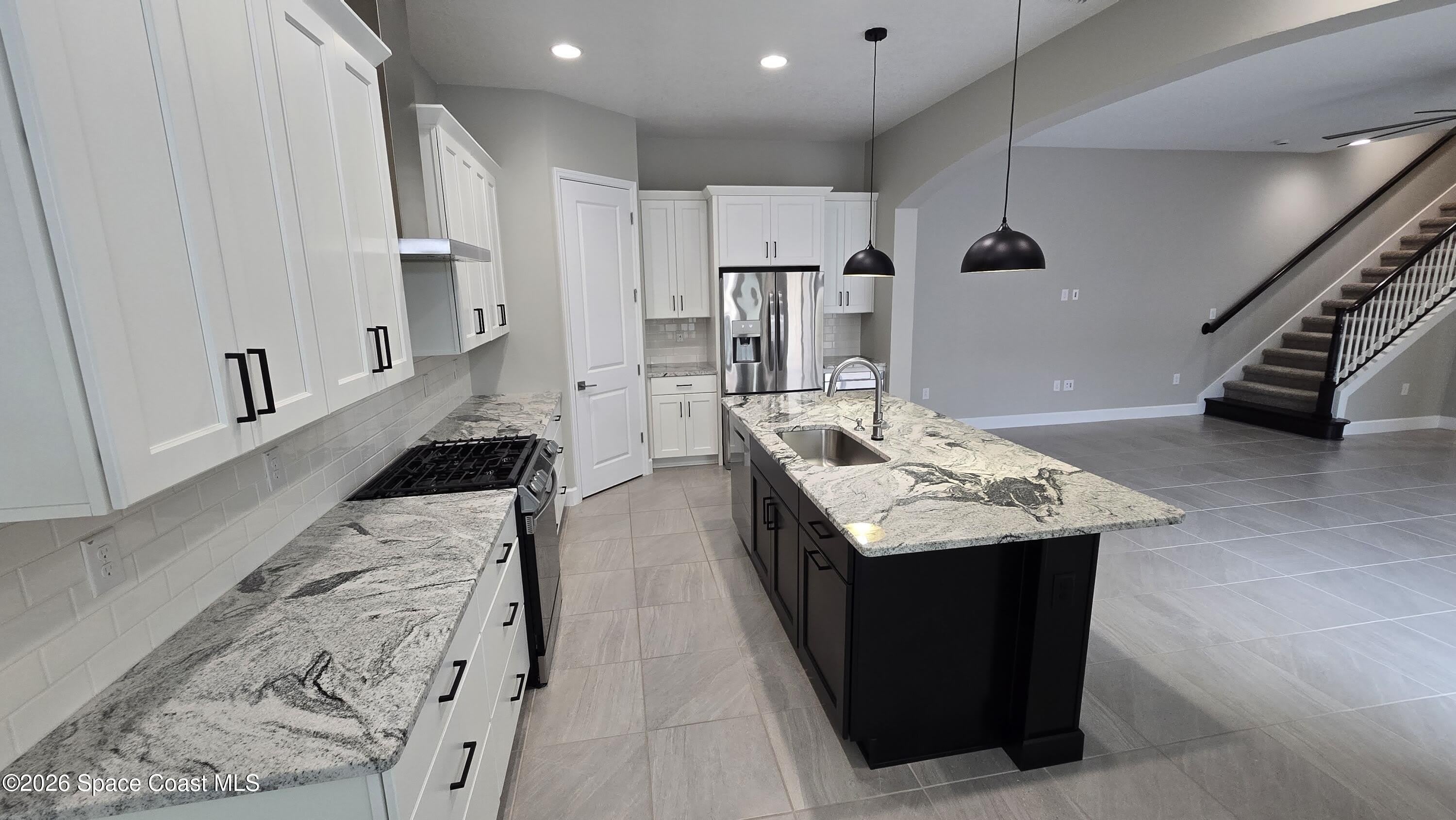 8416 Lyside Drive – photo 4