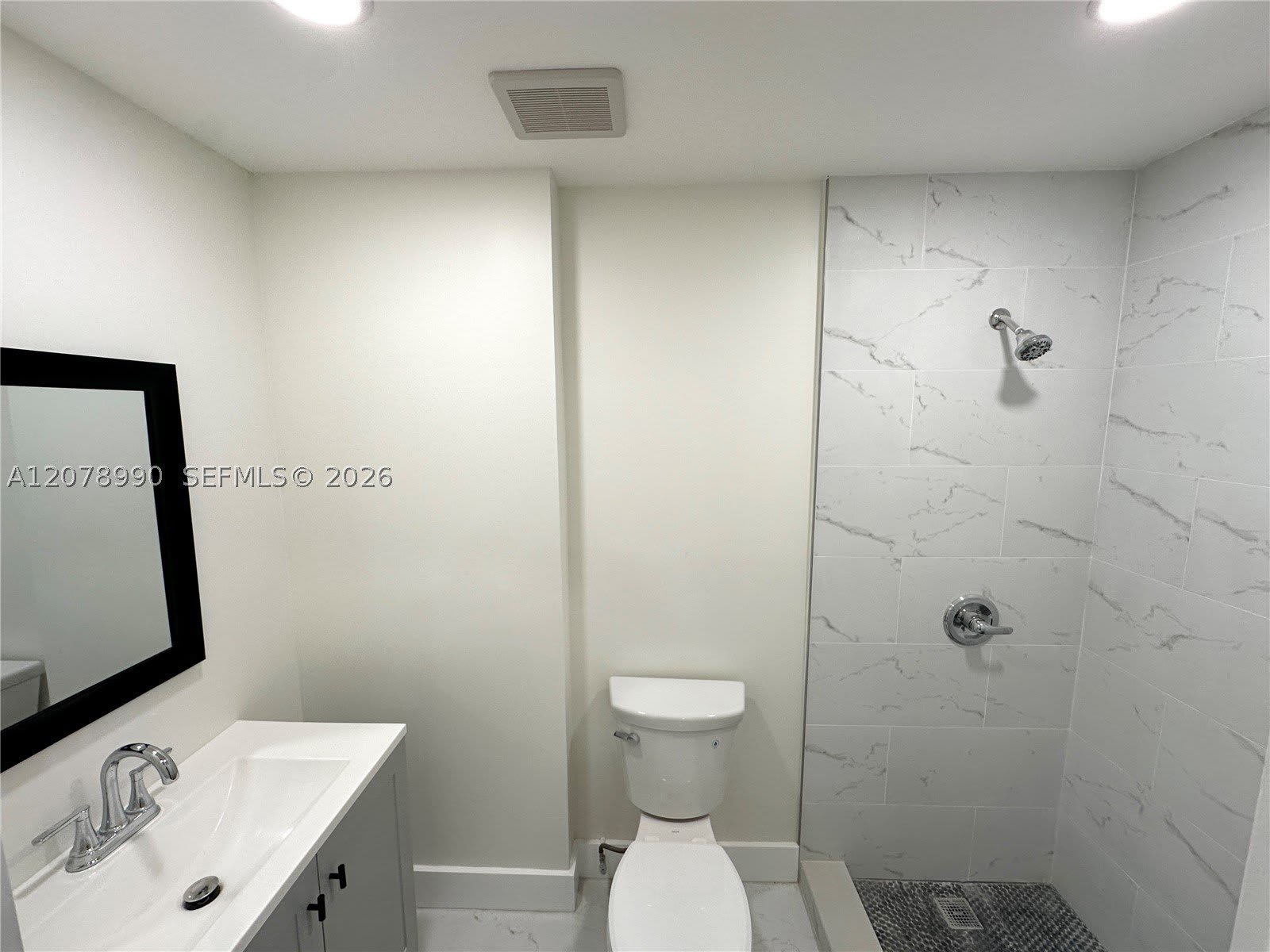 2120 SW 83rd Ave – photo 3