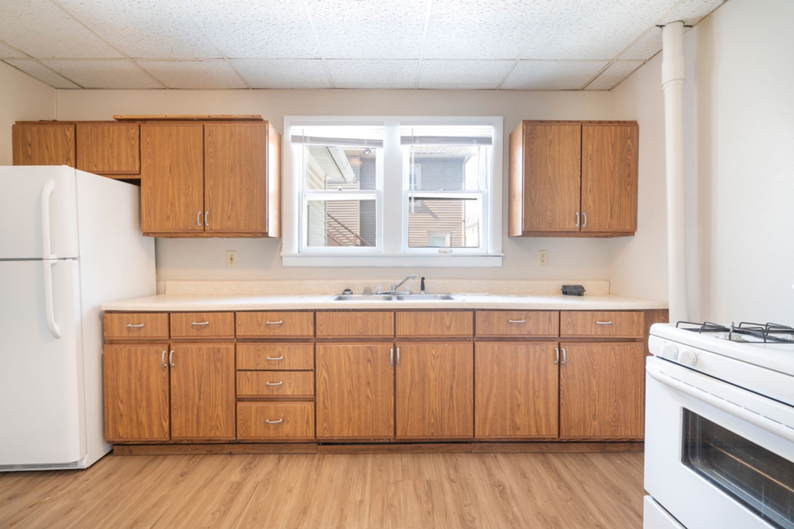 2110 College St – photo 4