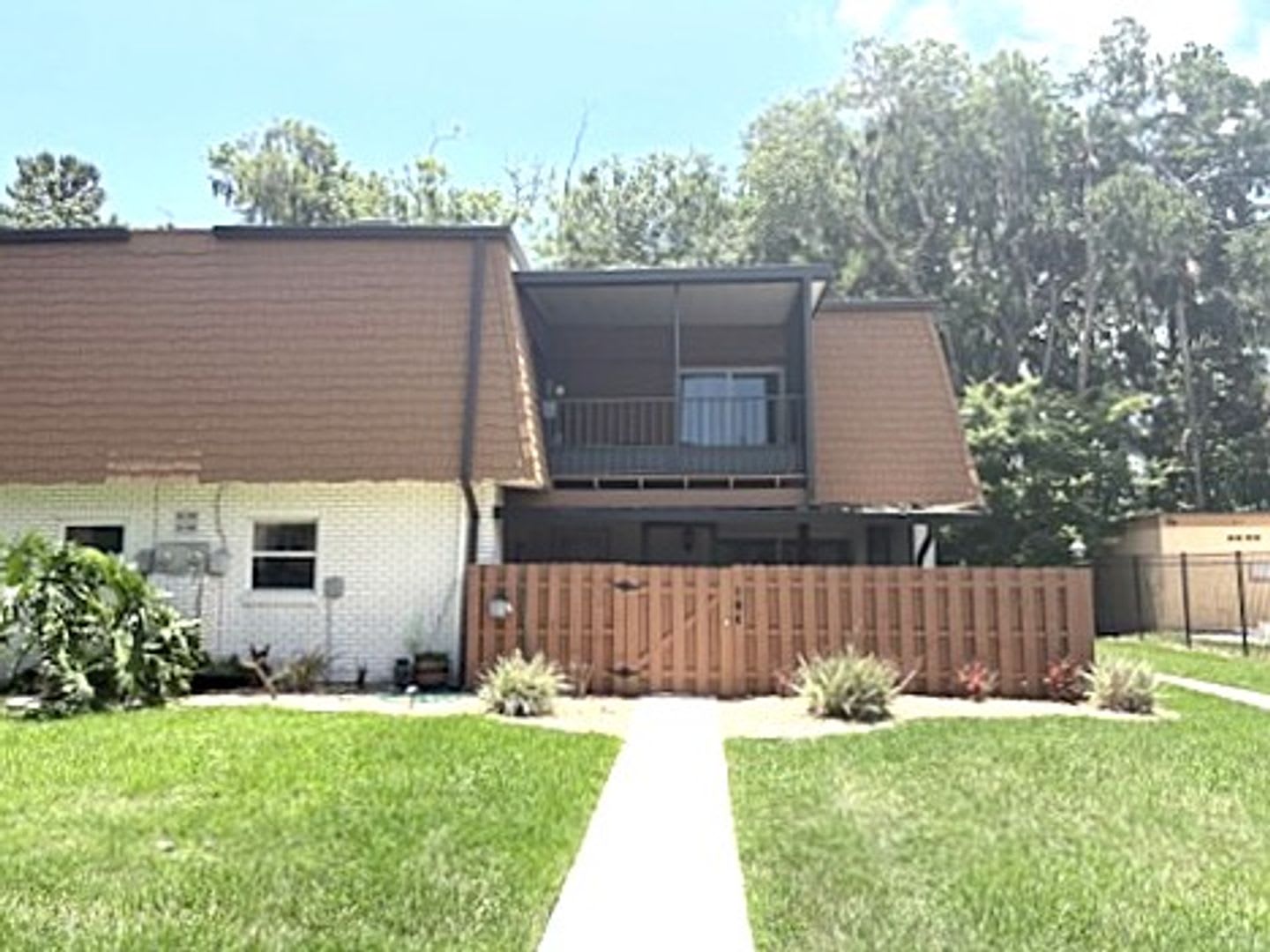 Adorable 2 Bedroom Townhome in Port Orange! – photo 1