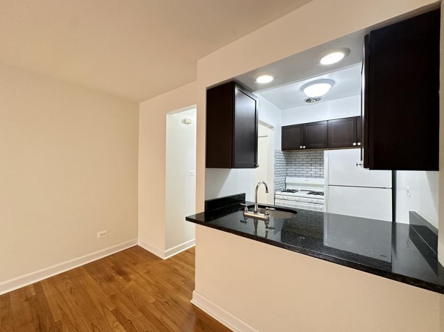 6828 Sheridan – photo 3