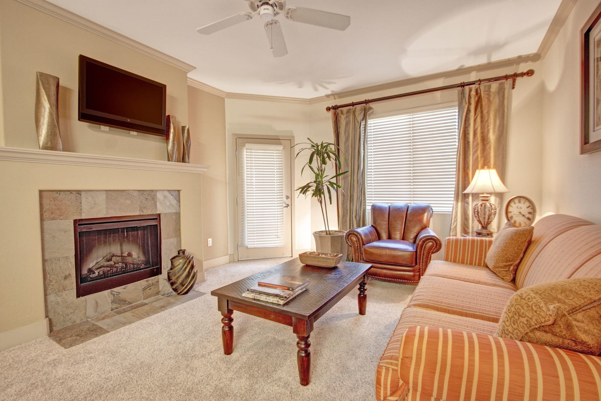 Rancho Belago Apartments – photo 1