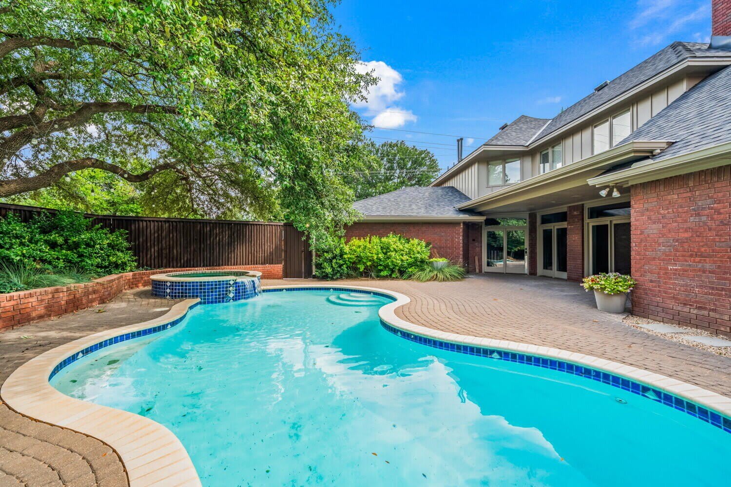 8707 Savannah Avenue – photo 5