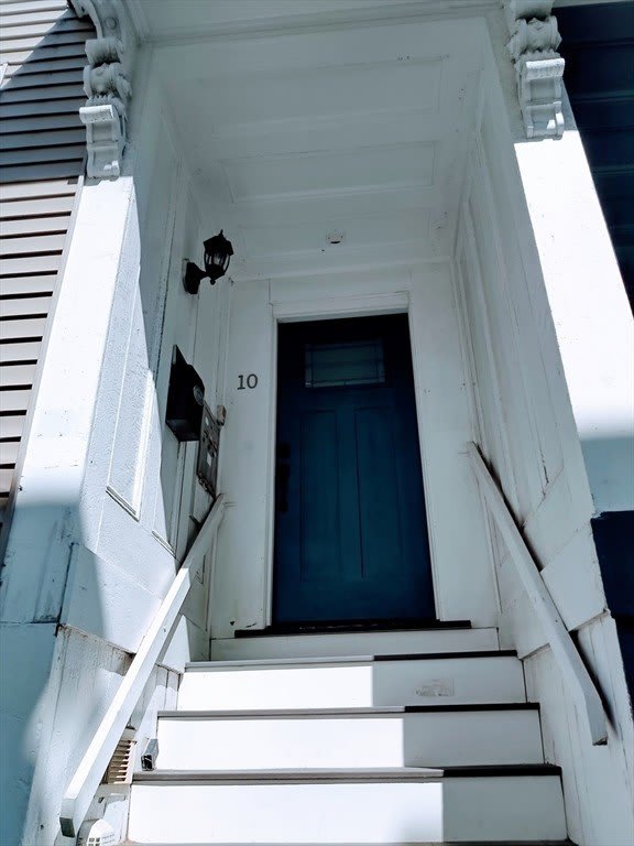 10 Springer St – photo 1