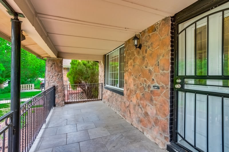 4435 Clay Street – photo 2
