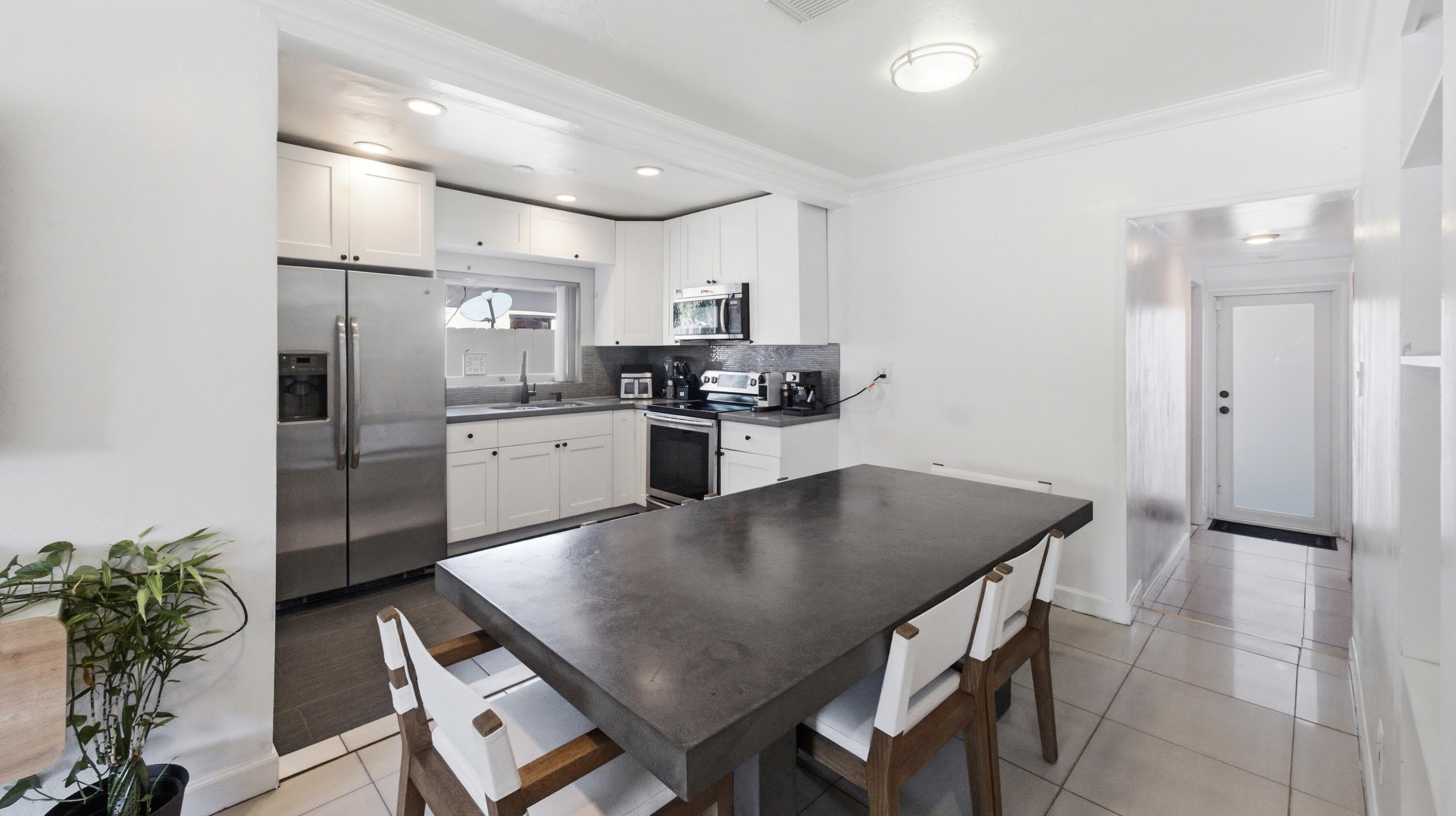 1234 NW 7th Avenue – photo 4