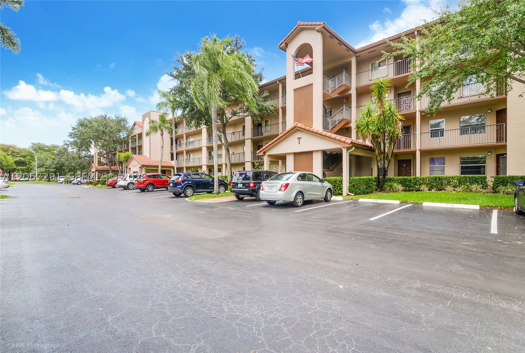 1251 SW 125th Ave – photo 1