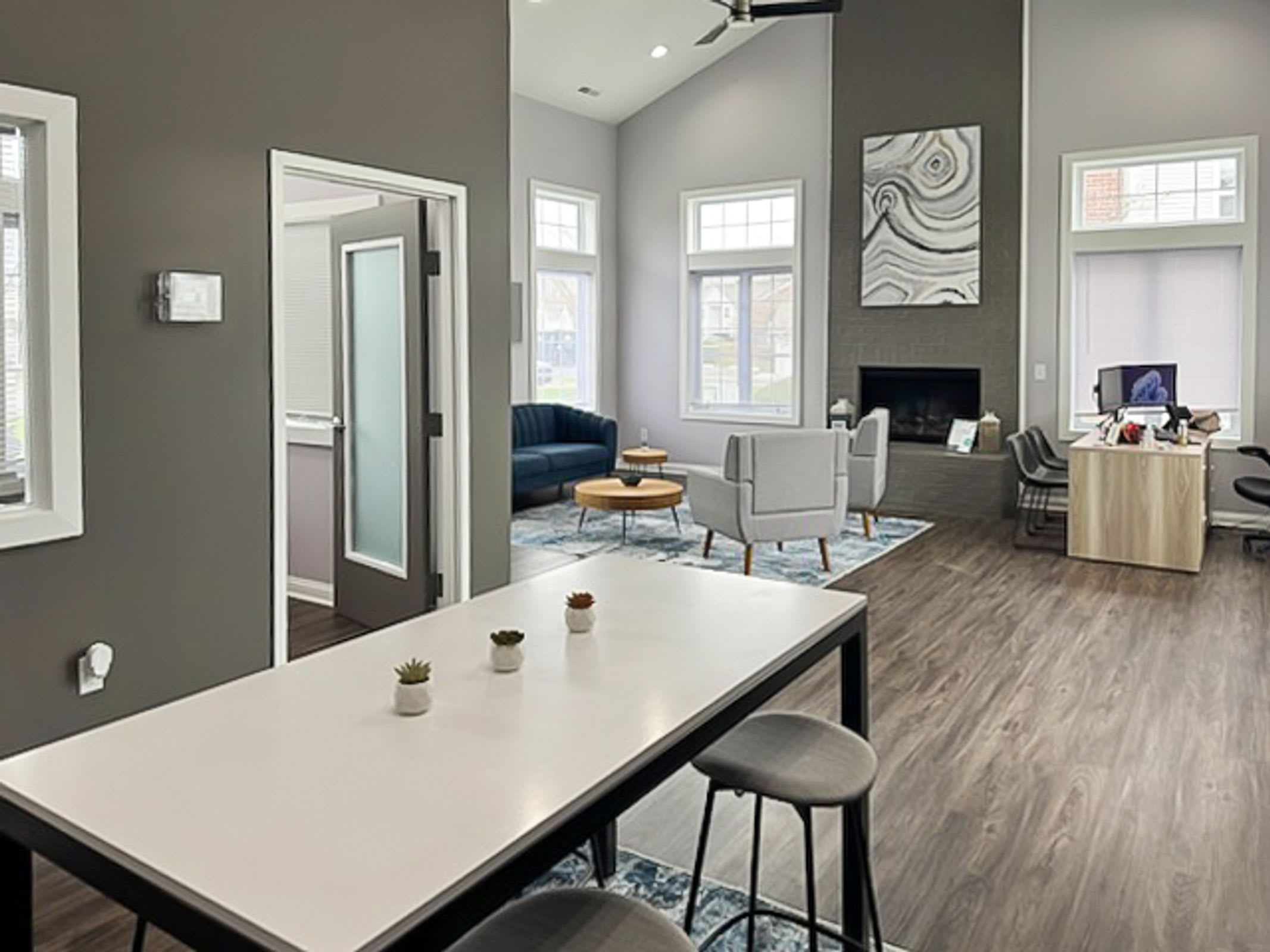 Trinity Lakes Apartments – photo 5