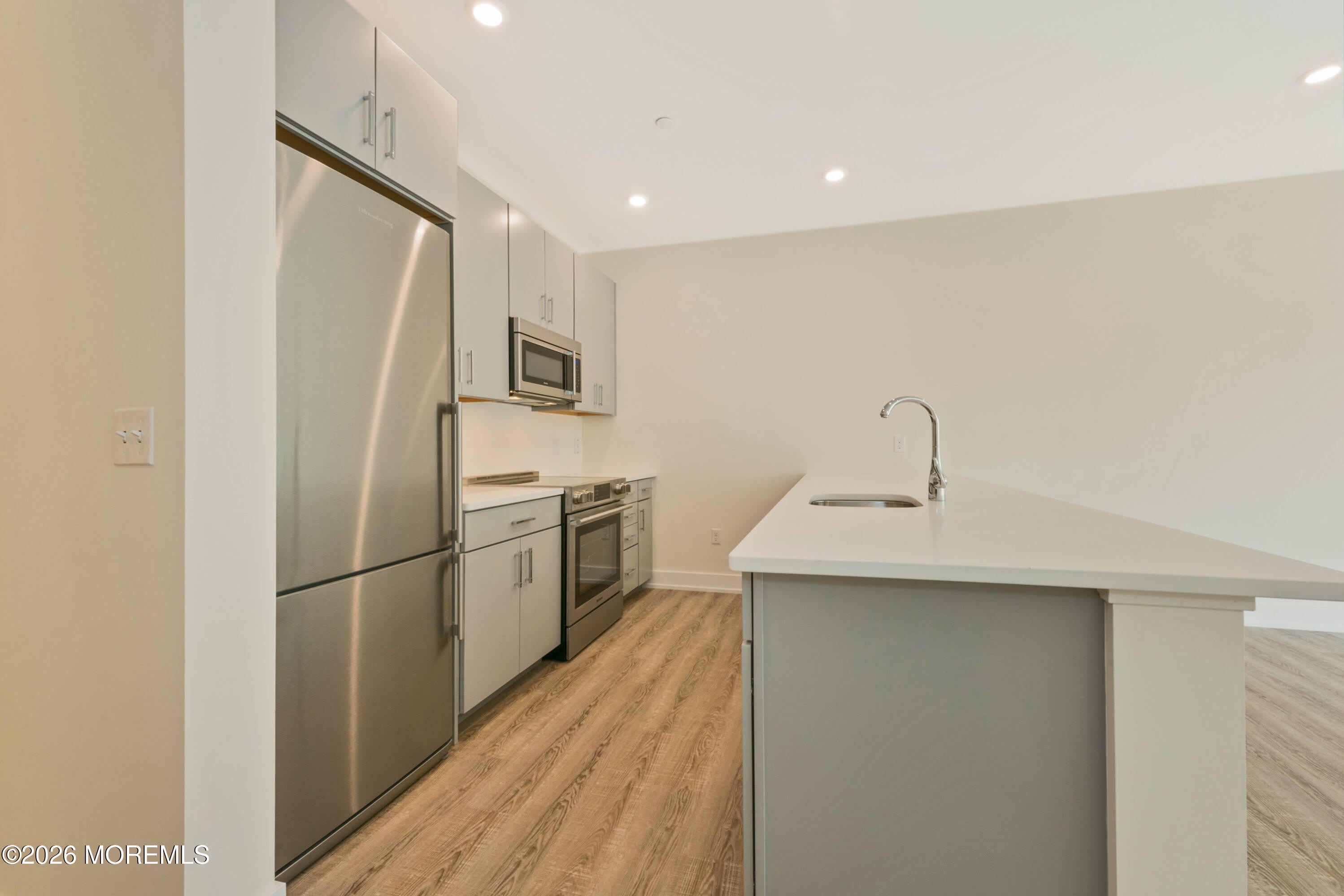 700 Bangs Avenue – photo 4