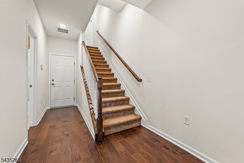18 Cortland Ct – photo 4