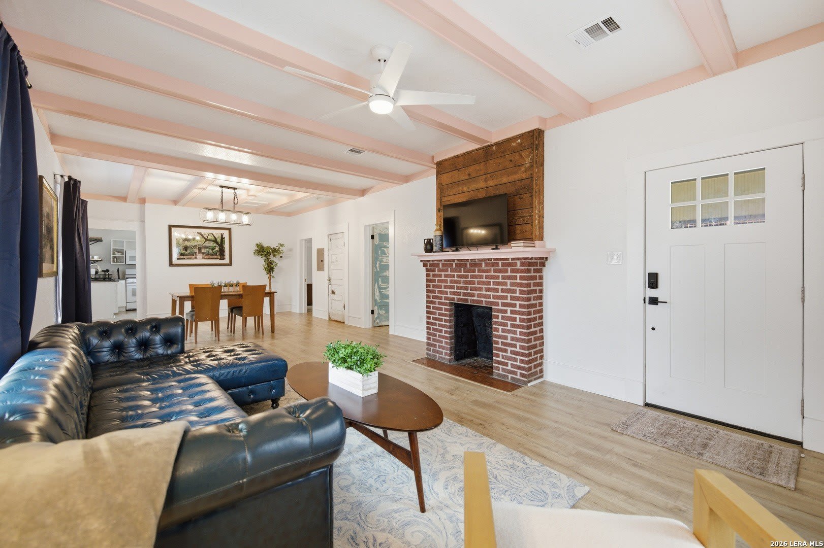115 W HIGHLAND BLVD – photo 4