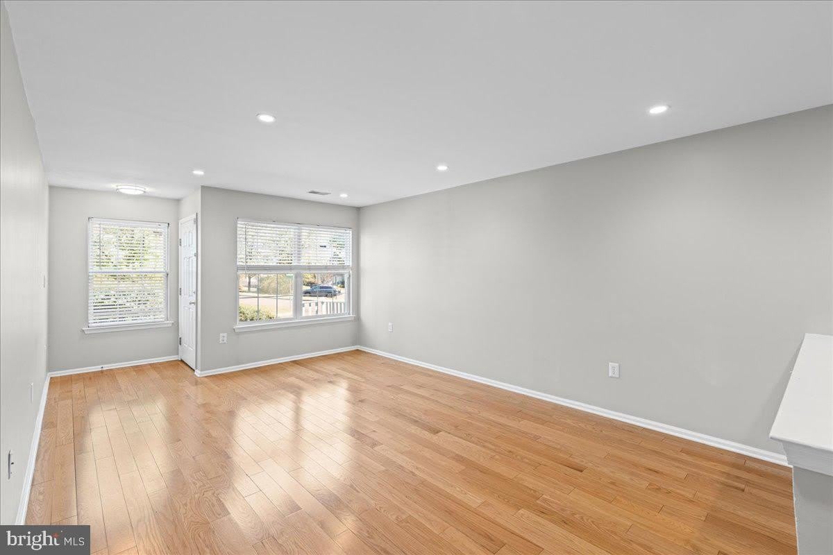 302 WELLINGTON PARK DRIVE – photo 4