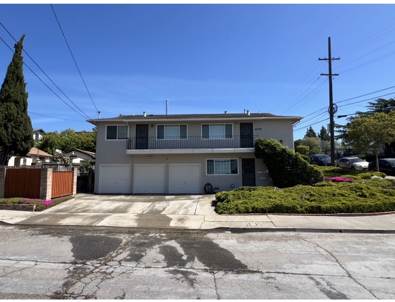 15880 Marcella Street – photo 1