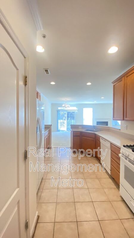 9717 Evening Bird Ln – photo 5
