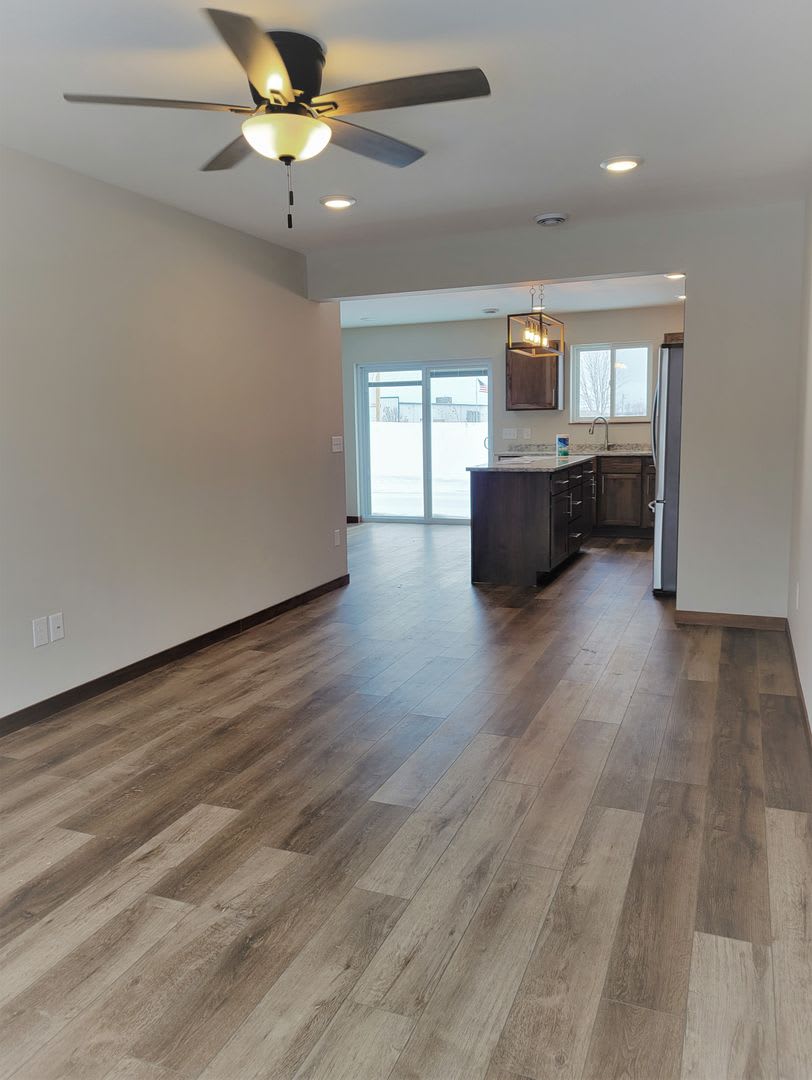 Middle Unit Townhouse – photo 3