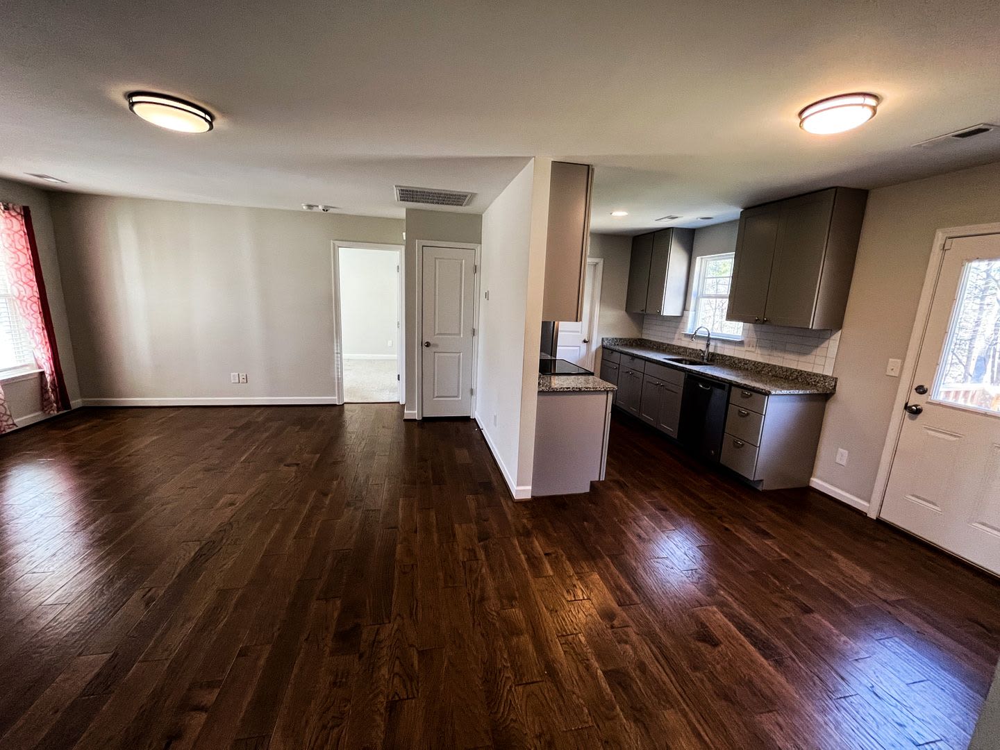Winston Salem 3 Bedroom 2 Bathroom Ranch Style Home – photo 5