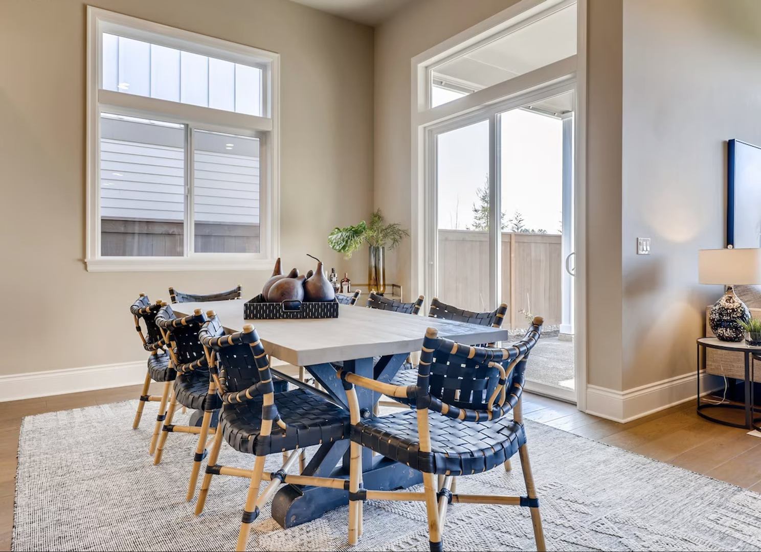 Stunning Home With Luxury Finishes In Wilsonville S Premiere Neighborhood Stafford Meadows Master Suite On The Main Level – photo 5