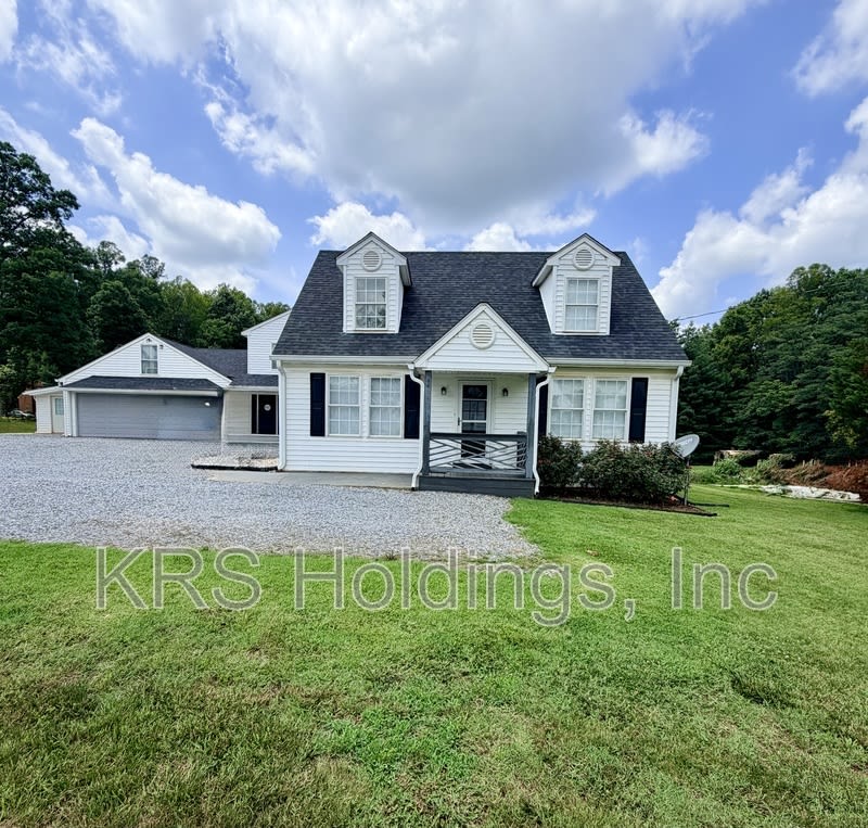 3413 Thomas Jefferson Rd – photo 1