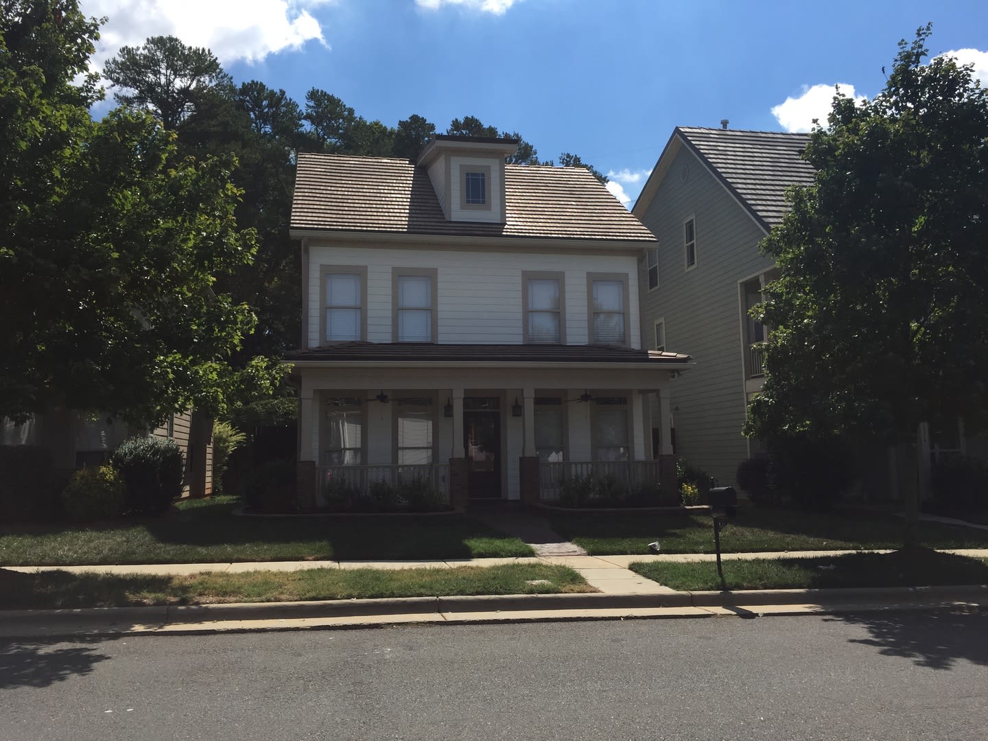 MOVE-IN READY! – photo 1