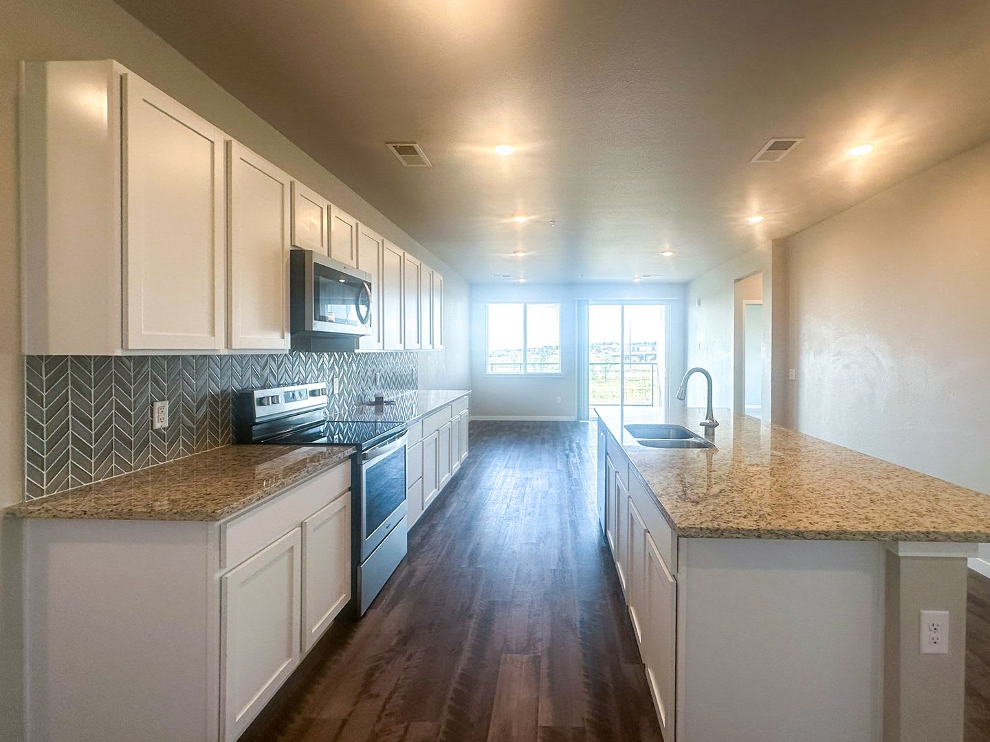 Trails At Westcreek 3Bd 2Ba Condo With 1 Car Garage – photo 3
