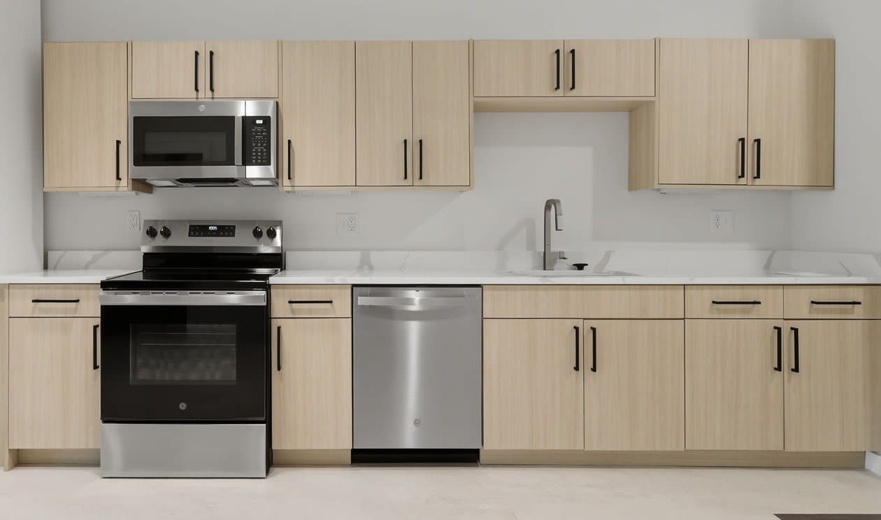 West 7th Apartments – photo 3