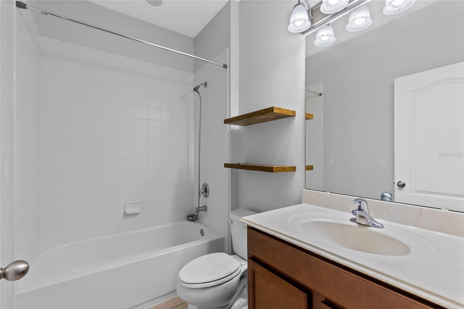 8455 Laureate Boulevard – photo 5