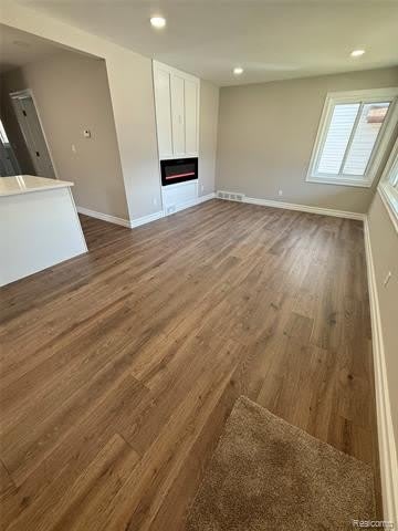 23541 Elmira Street – photo 4