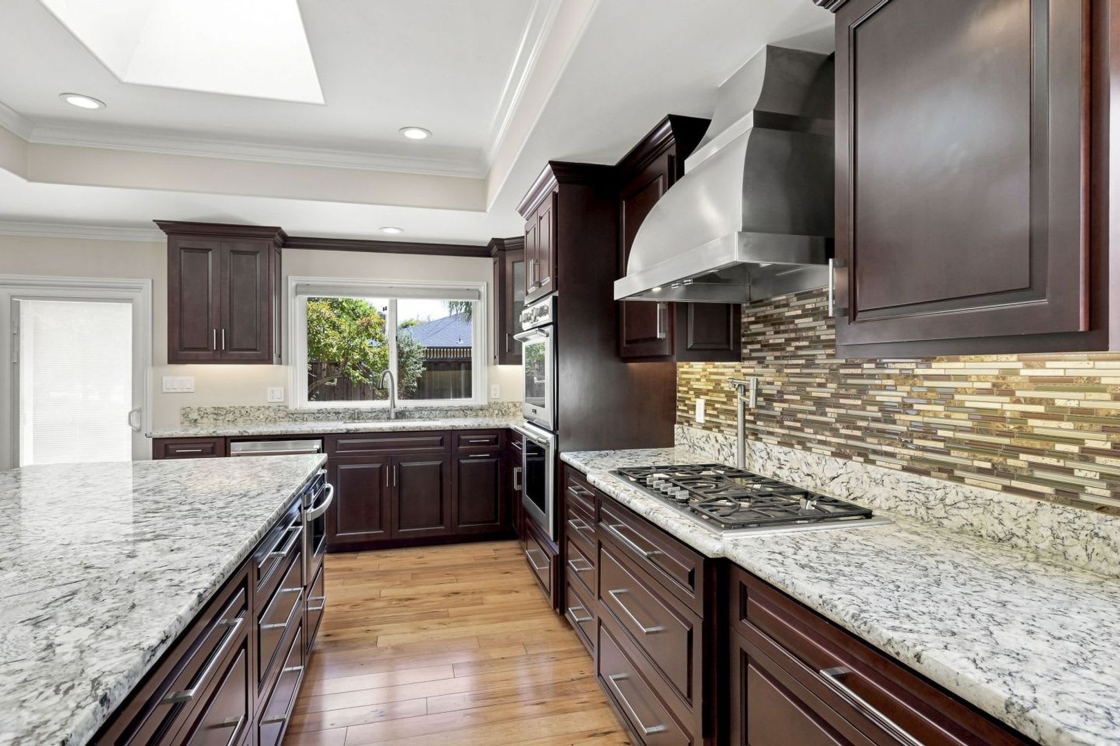 Stunningly Updated 3 Bed 2 Bath Home W Ac – photo 5