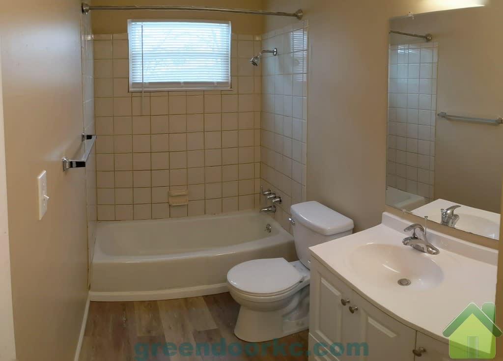 9106 W 78th Street – photo 5