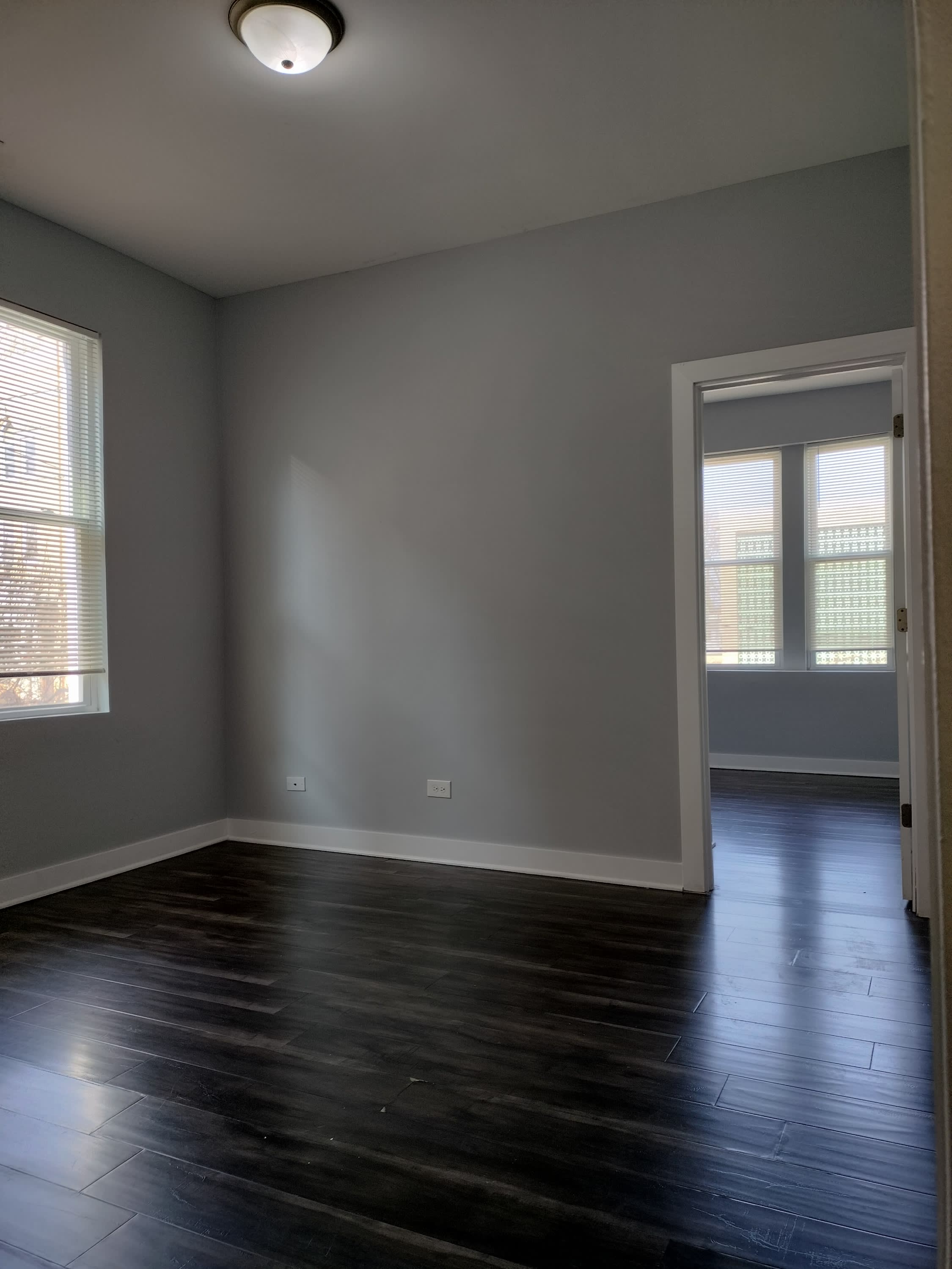 1945 West 48th Street – photo 5