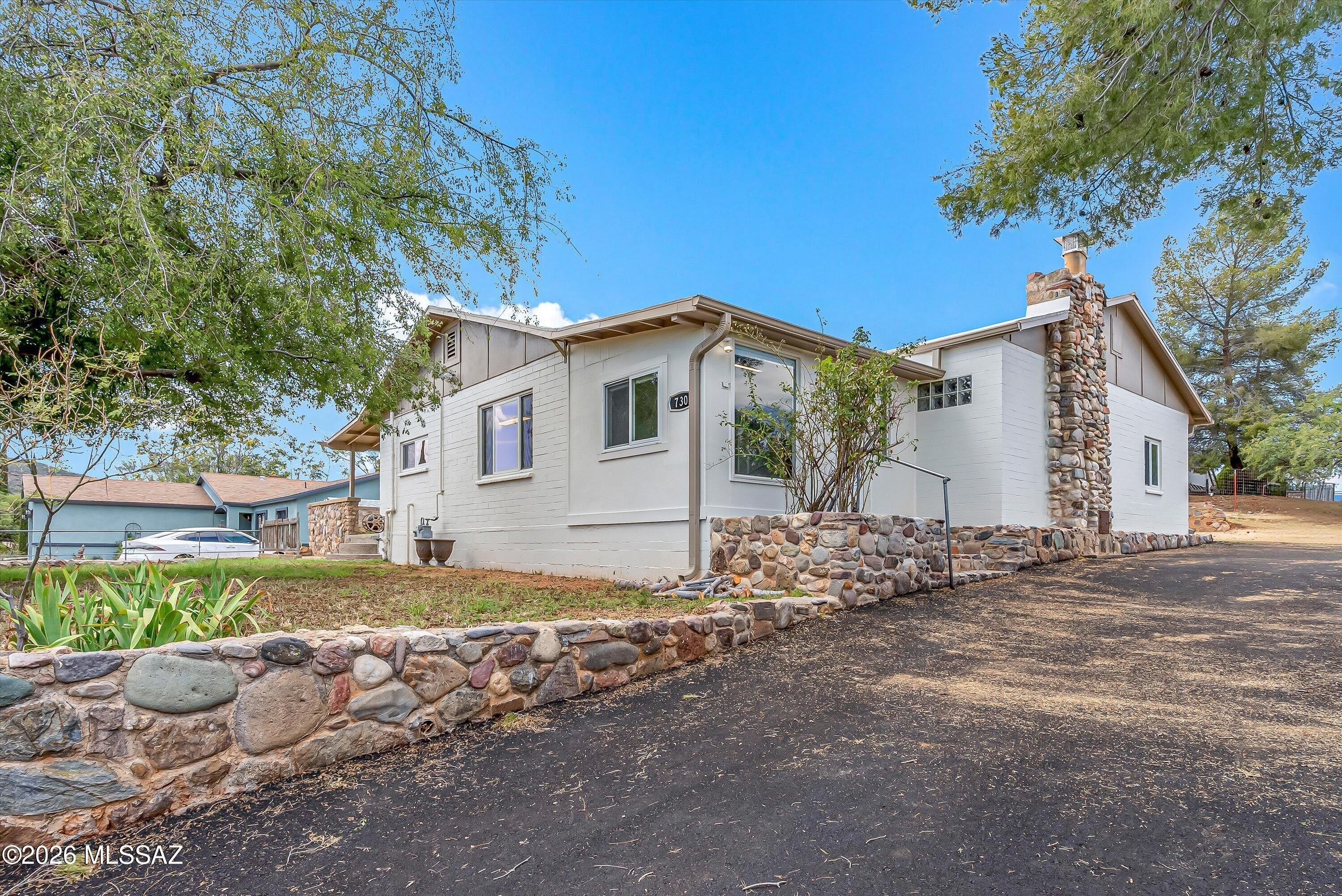 730 N Robles Road – photo 2