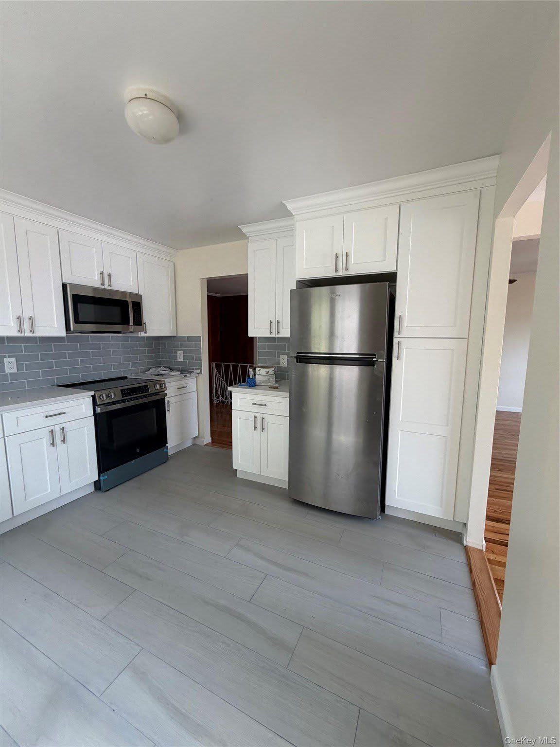 15 52 215Th Street – photo 1