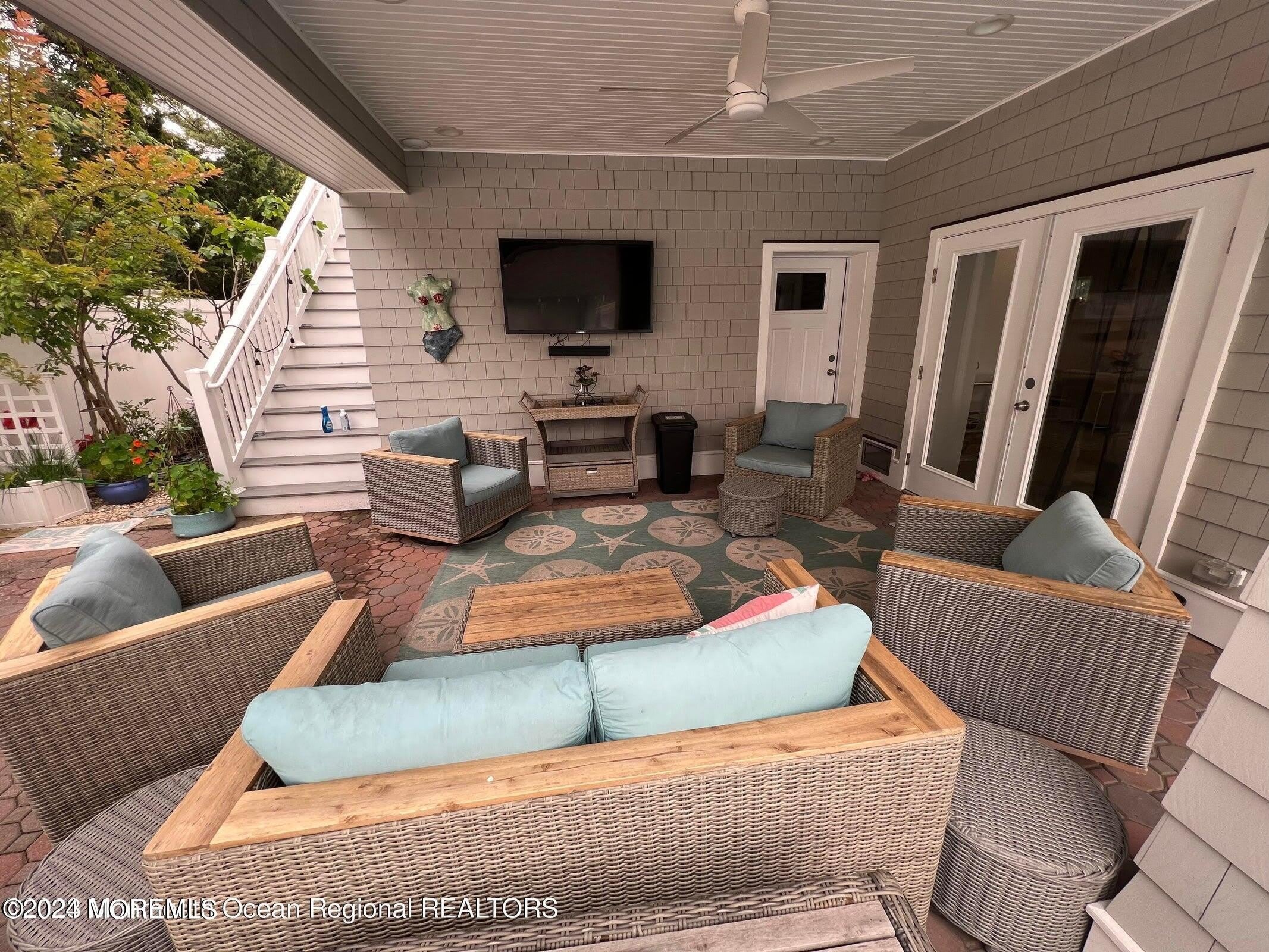 106 Mathis Place – photo 3