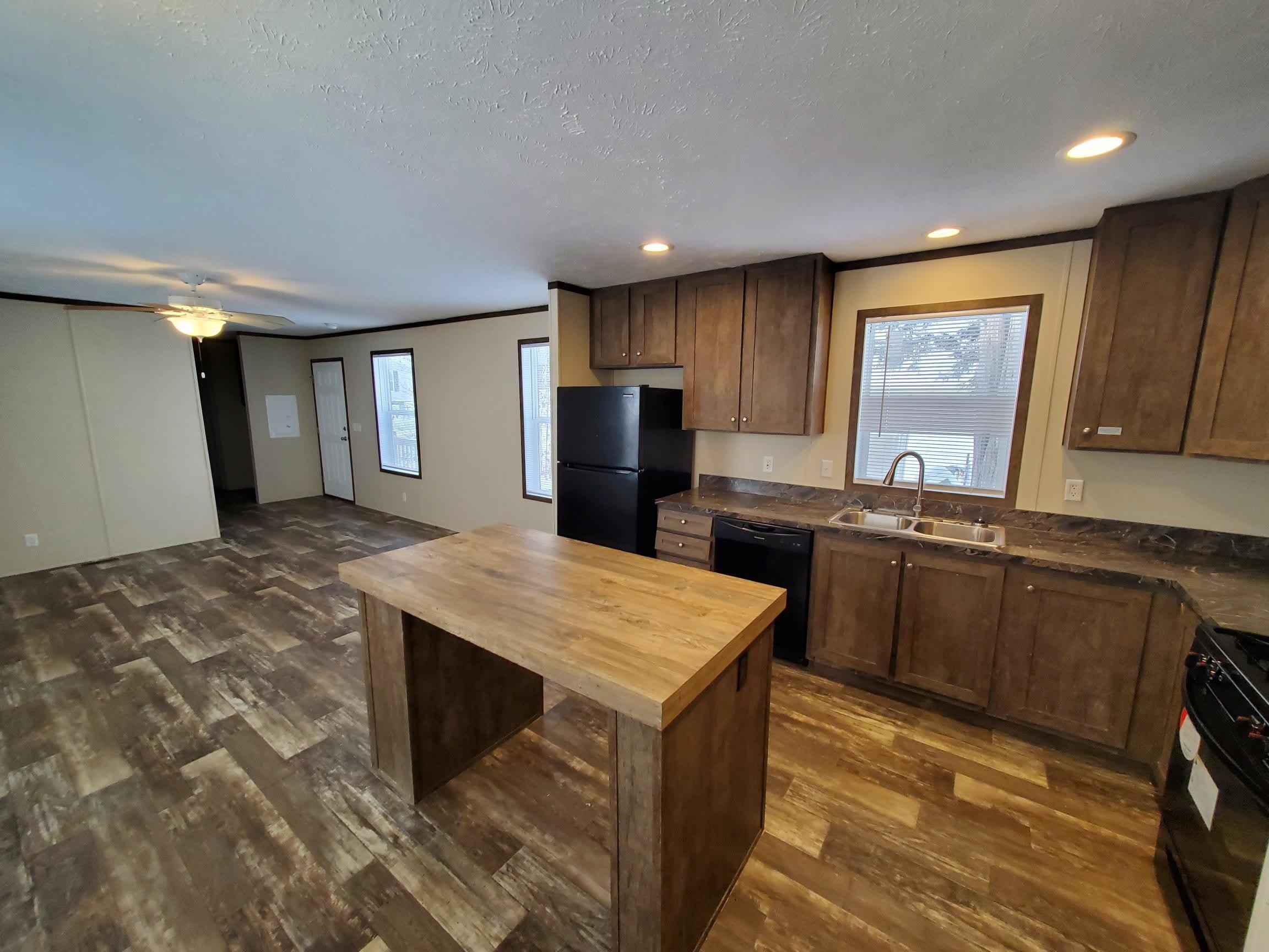 23 Starling Hill Drive – photo 2