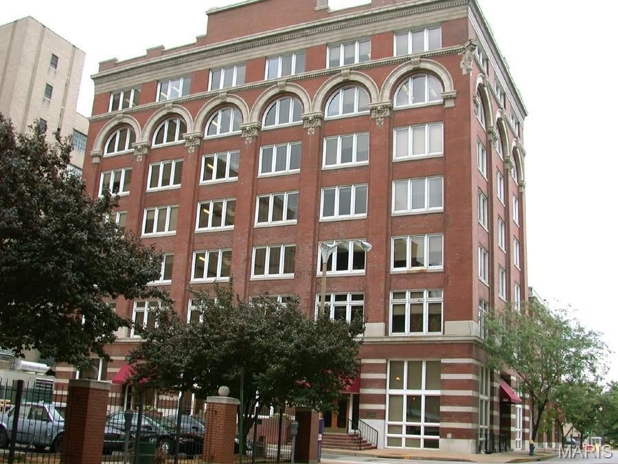 1101 Lucas Avenue – photo 1