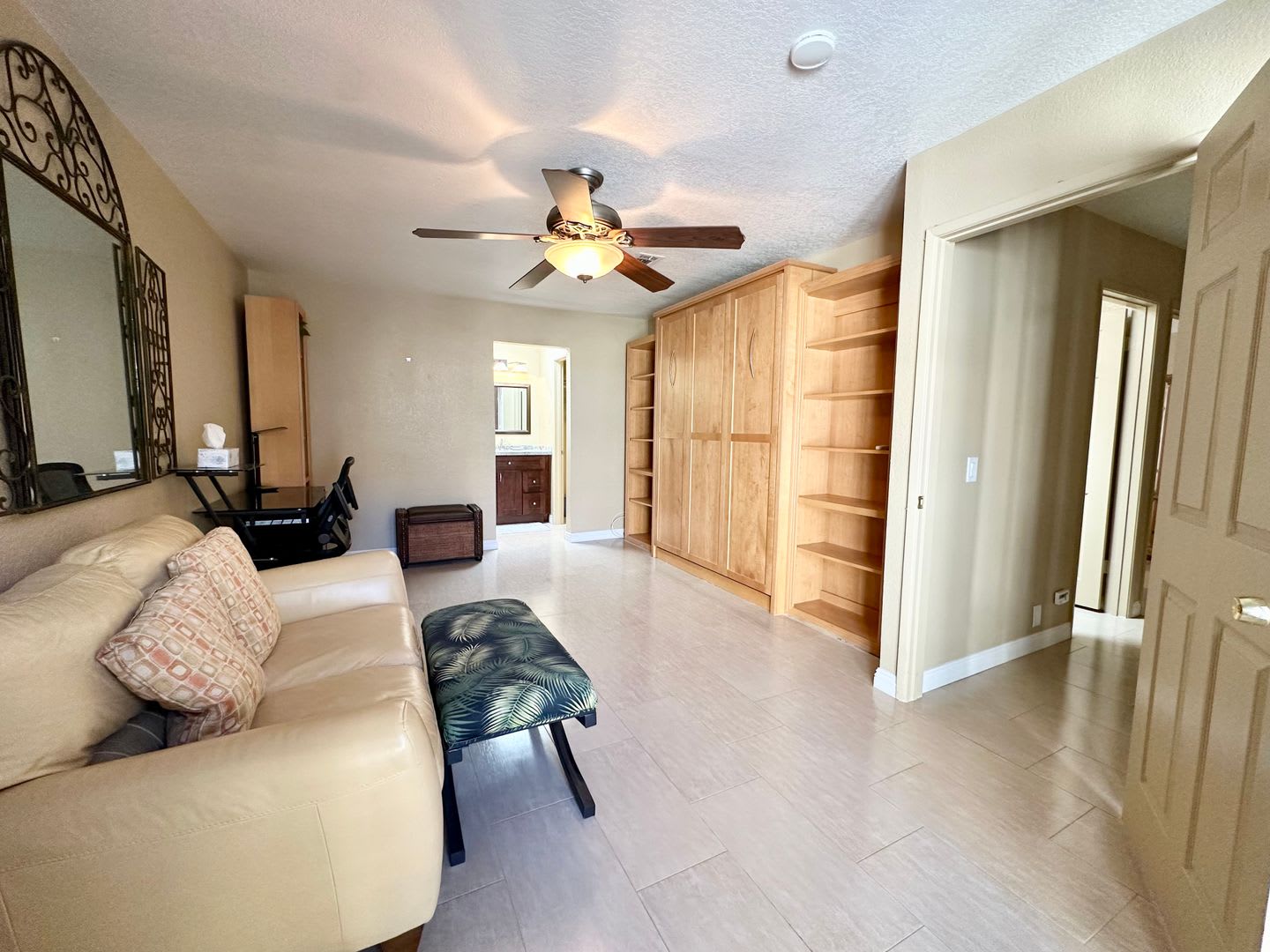 COMING SOON!! Charming FURNISHED 2 Bed 2 Bath Condo in Palm Desert close to El Paseo! – photo 4