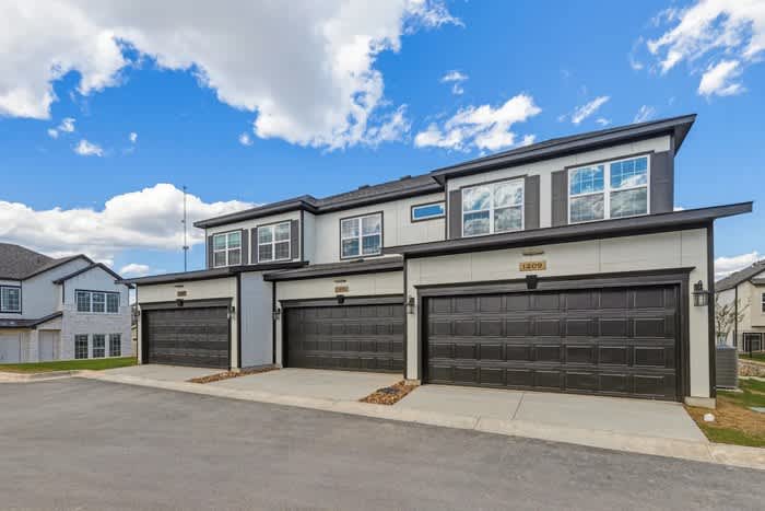 905 Beebrush Lane – photo 1