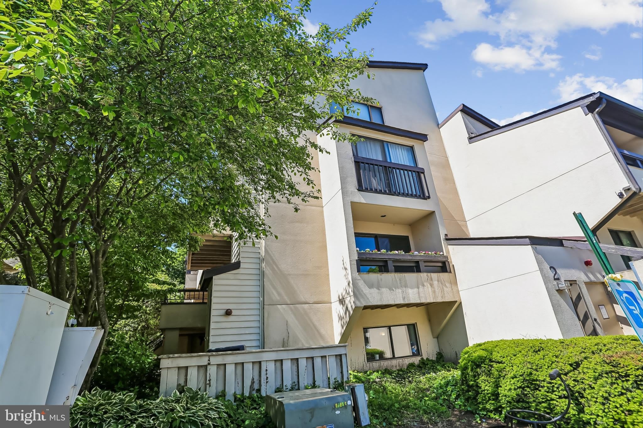 9705 HELLINGLY Place – photo 2