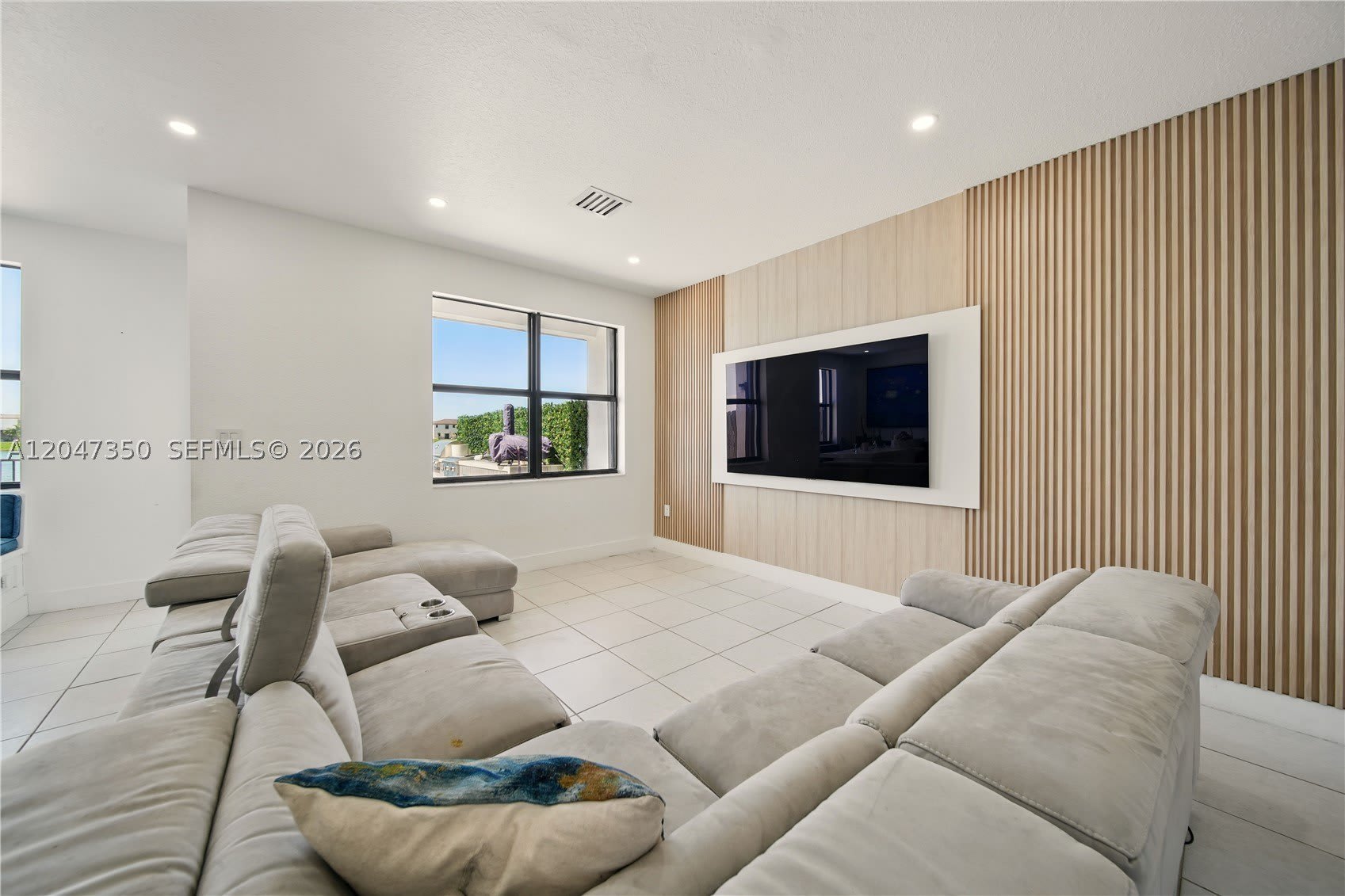 10269 SW 231st Ln – photo 1