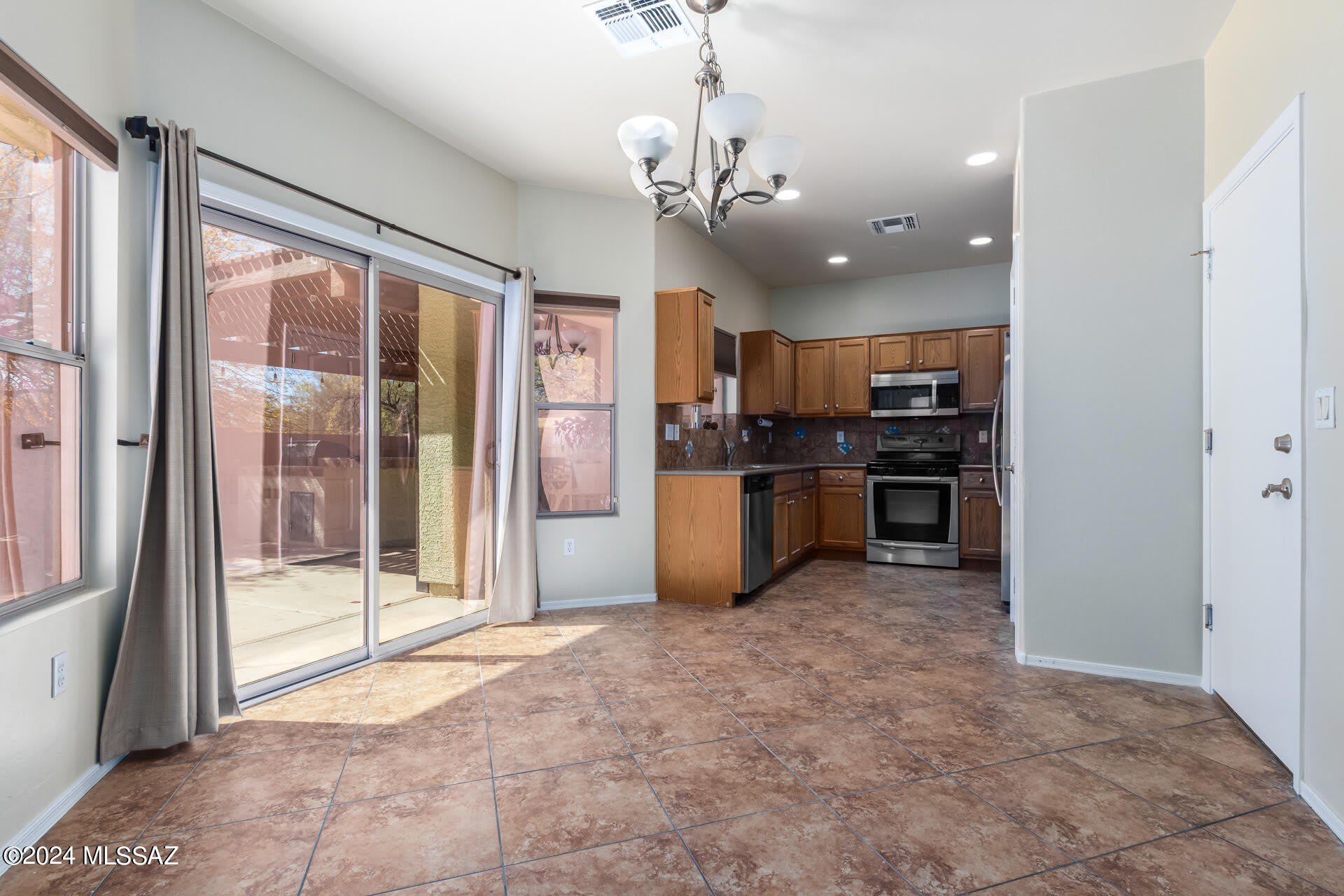 1599 W Homecoming Way – photo 3