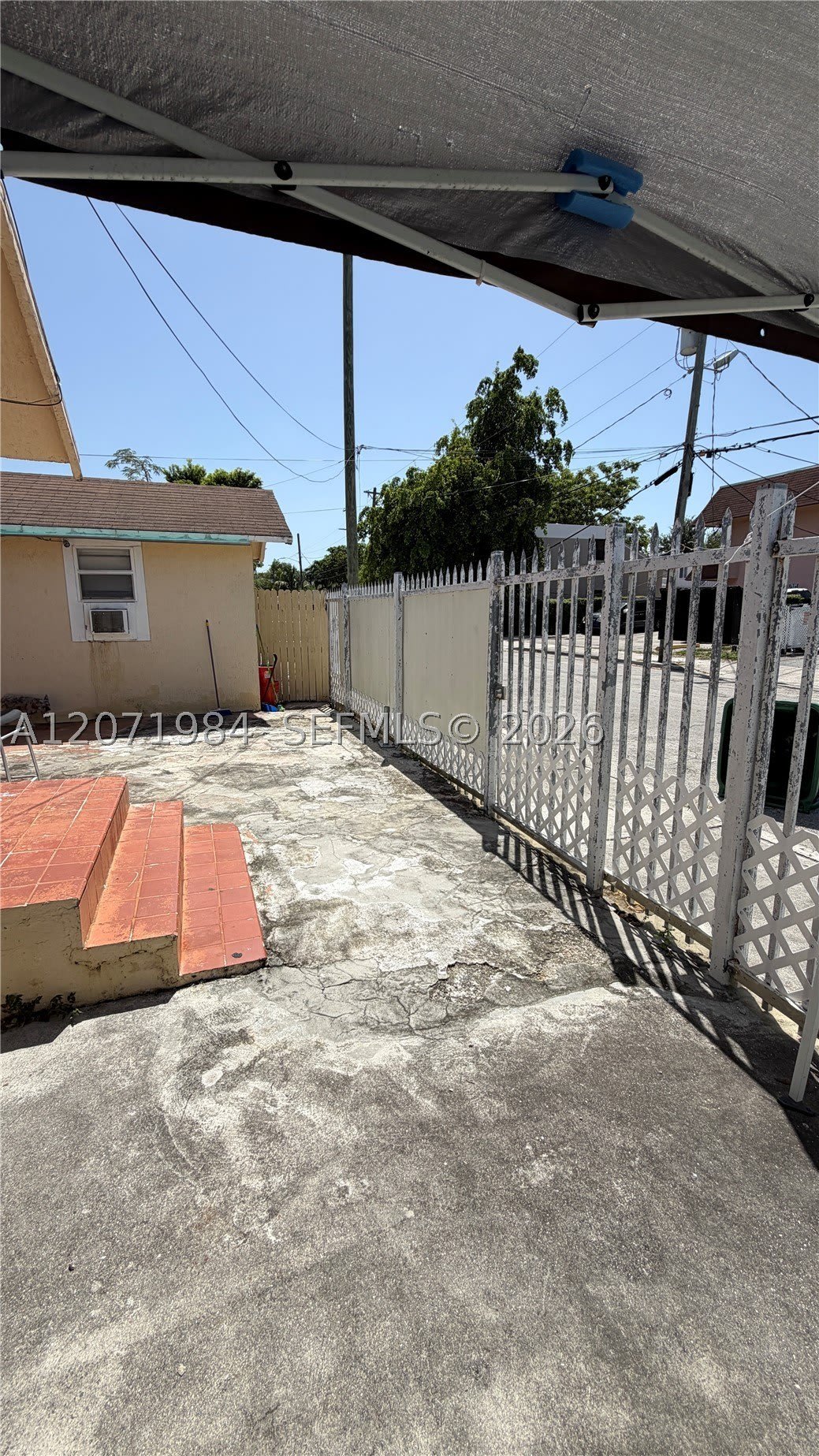 2027 NW 1st Ter – photo 2