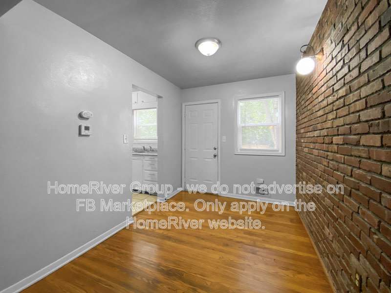 1417 N Main St – photo 5